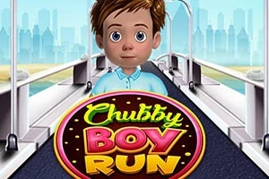 青いシャツを着た少年が橋の上に立っている背景に、カラフルな文字のロゴが表示されている。