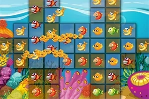 カラフルな魚たちがグリッド内に並んでいる水中のゲーム画面。
