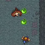 キャラクターがダンジョンのような場所で緑色の魔法エフェクトを放つ敵に近づいている様子。