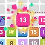 数字が描かれたカラフルな正方形ブロックが並び、中央の「13」のブロックが強調されている画像。